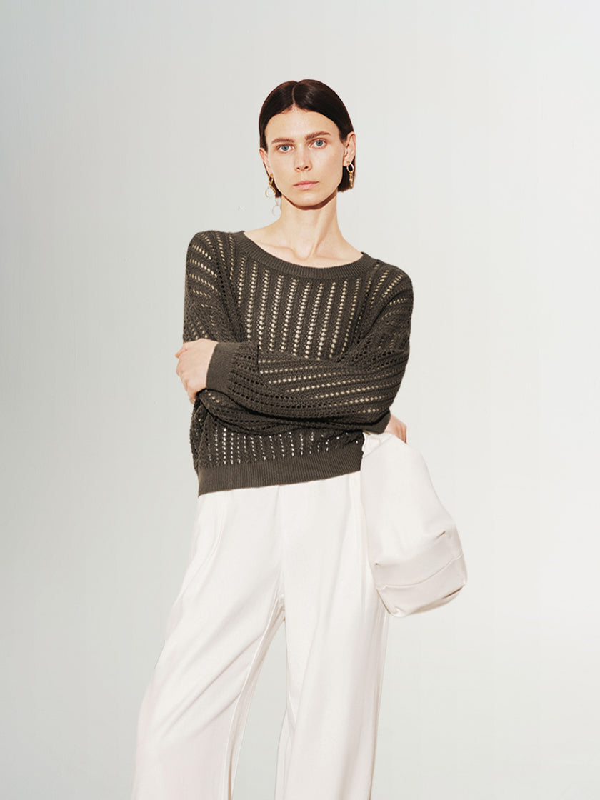 Women's brown ribbed knitted crew neck sweater,