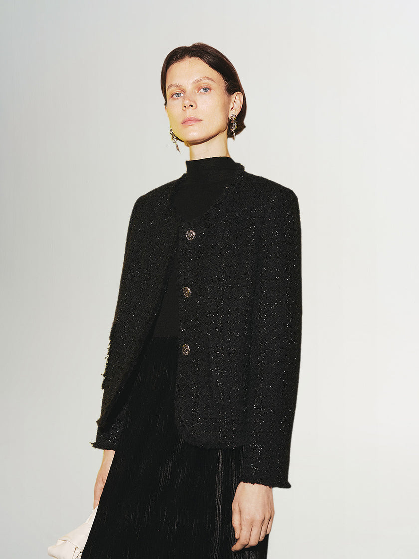 Black tweed jacket with round collar and button closure
