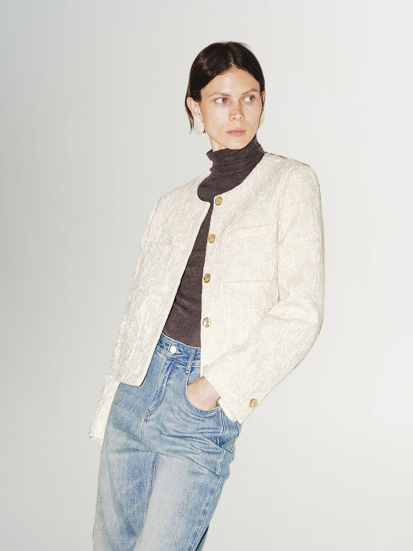 Beige floral patterned long sleeve round neck button-down jacket