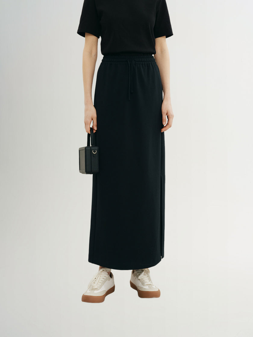Black long skirt with elastic waist