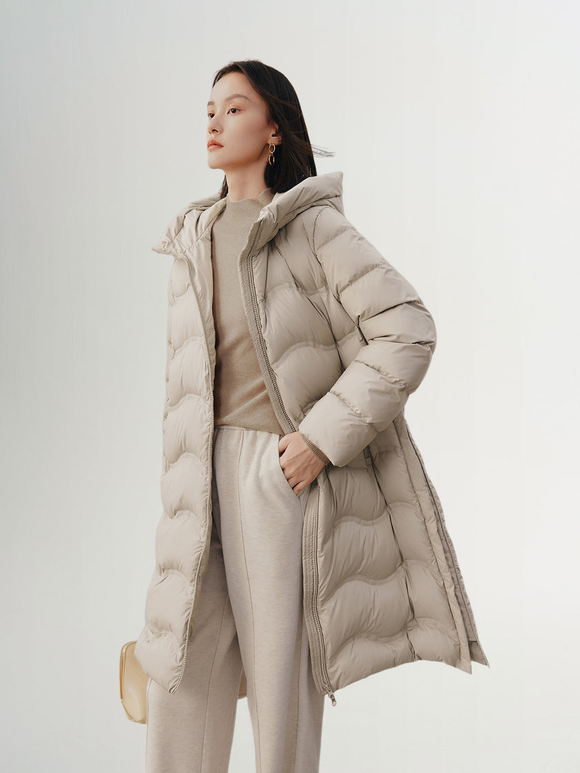 Light gray quilted goose down hooded down jacket
