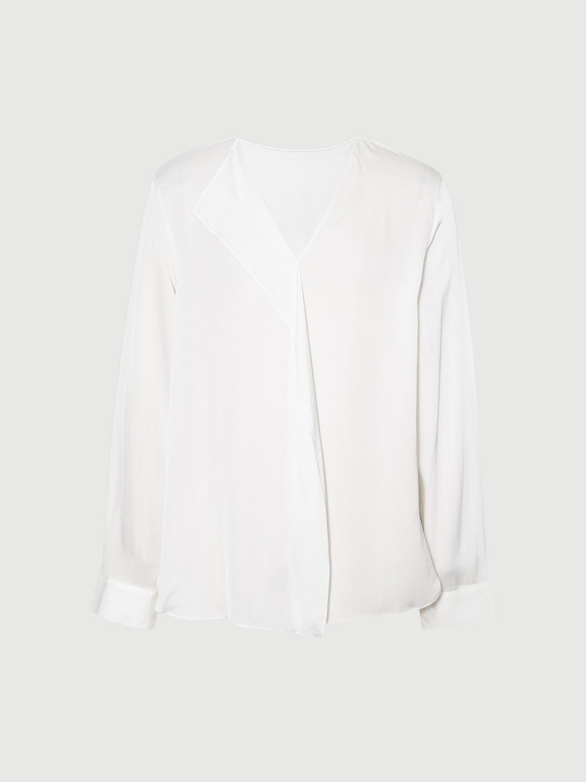 White silk V-neck long-sleeved shirt