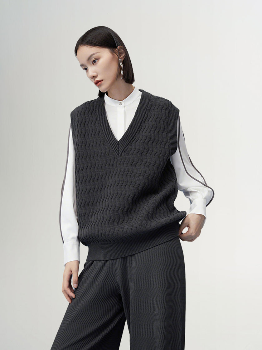 Dark gray V-neck knitted vest