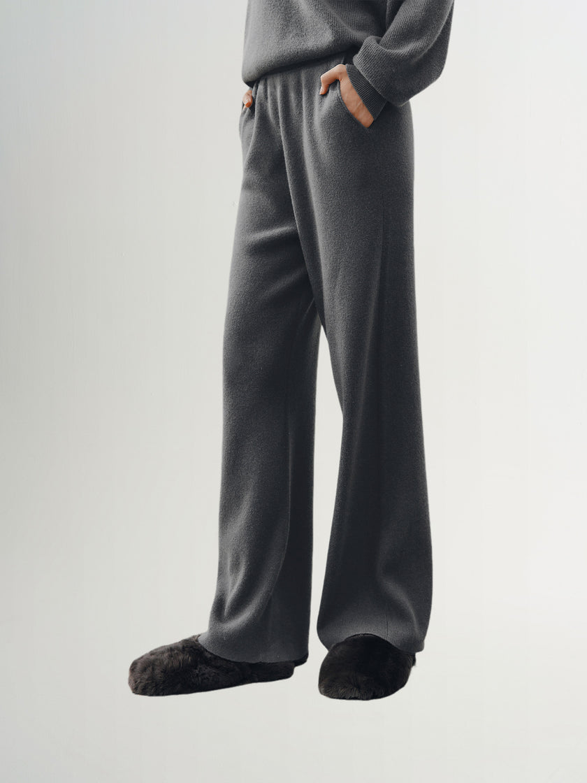 Dark gray relaxed fit winter knitted pants