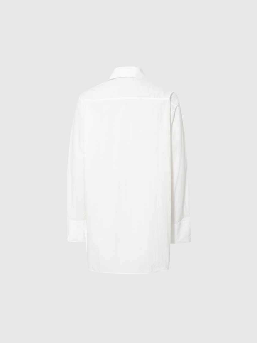 Long-sleeved shirt with pointed collar - white