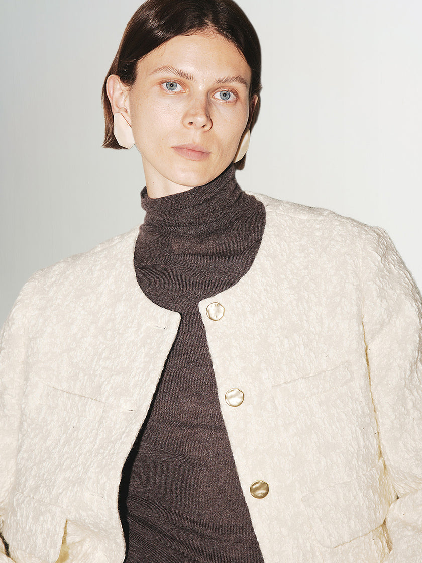Beige floral patterned long sleeve round neck button-down jacket
