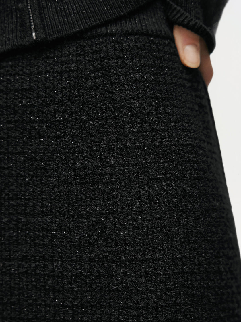 Black and shiny long knitted skirt