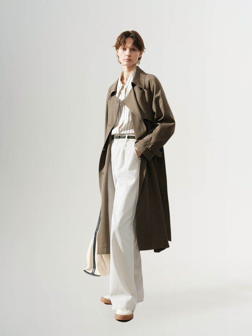 Smooth brown lapel collar trench coat