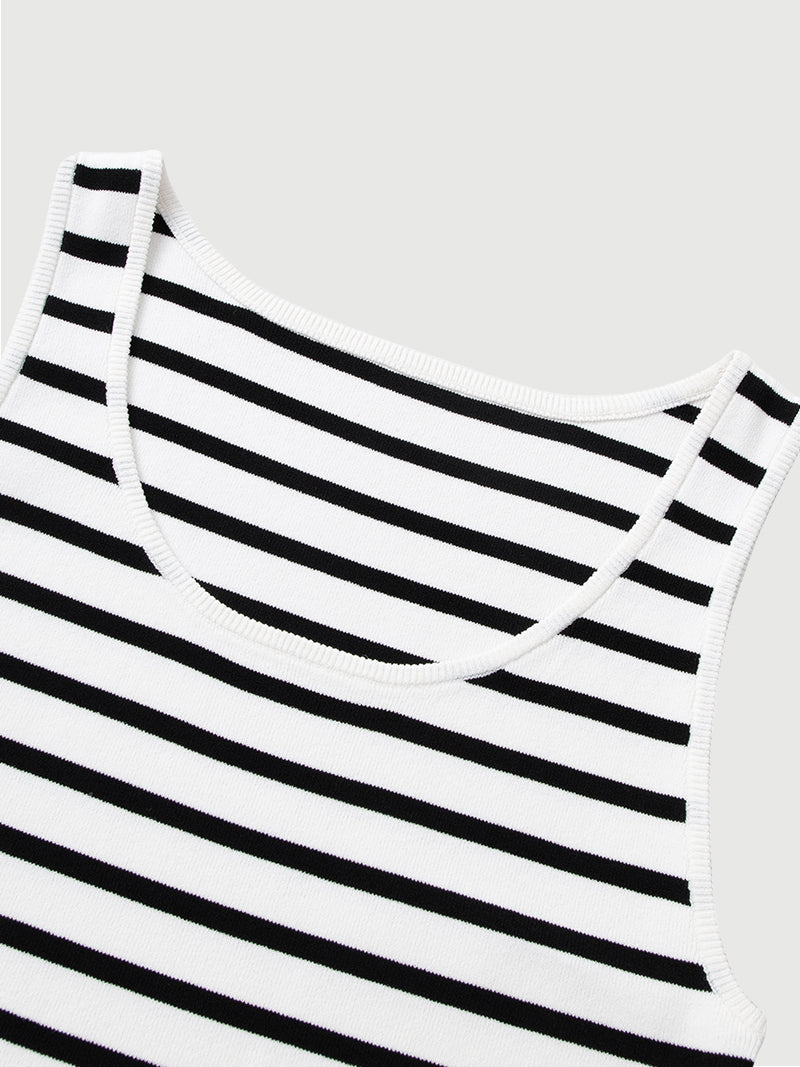 Women's Black Round Neck Stripe Knitted Vest