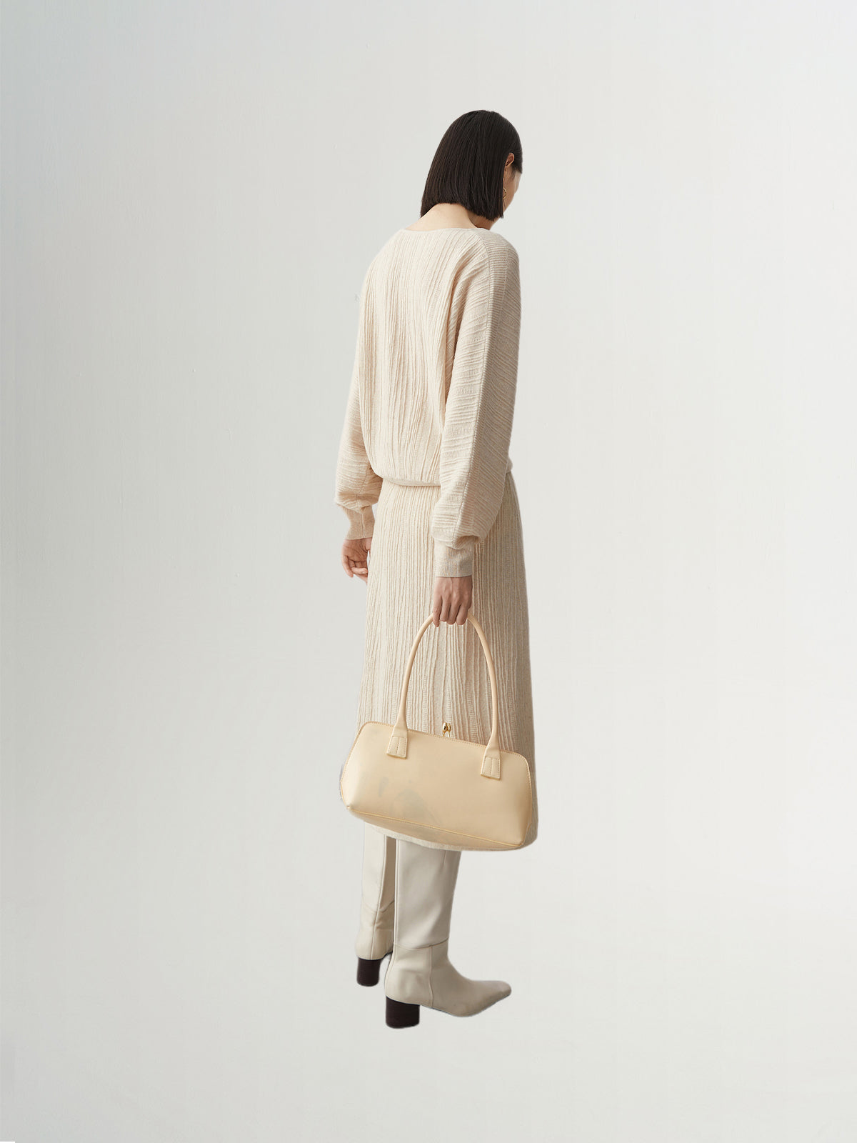 Pull en laine beige à col rond