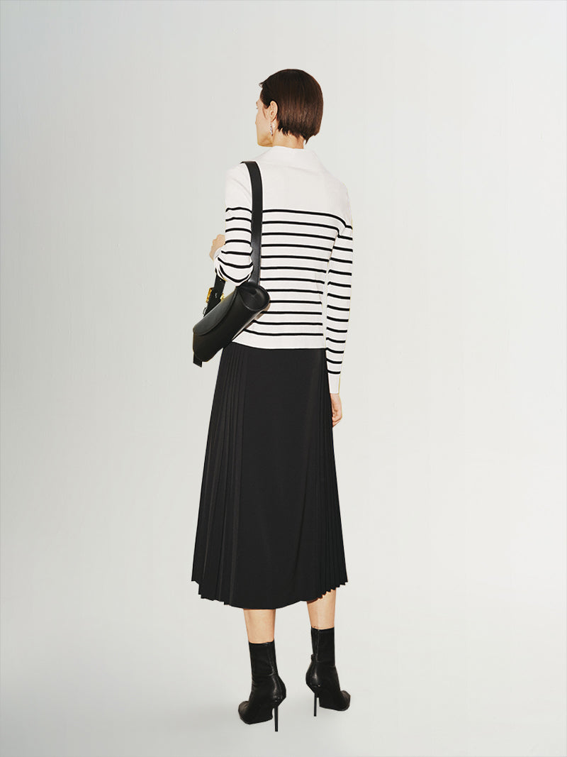 Black and white striped long sleeve zip-up knit jacket