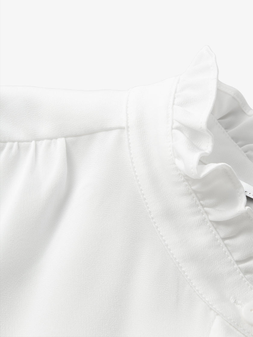 Pure white shirt with pleated collar, long sleeves
