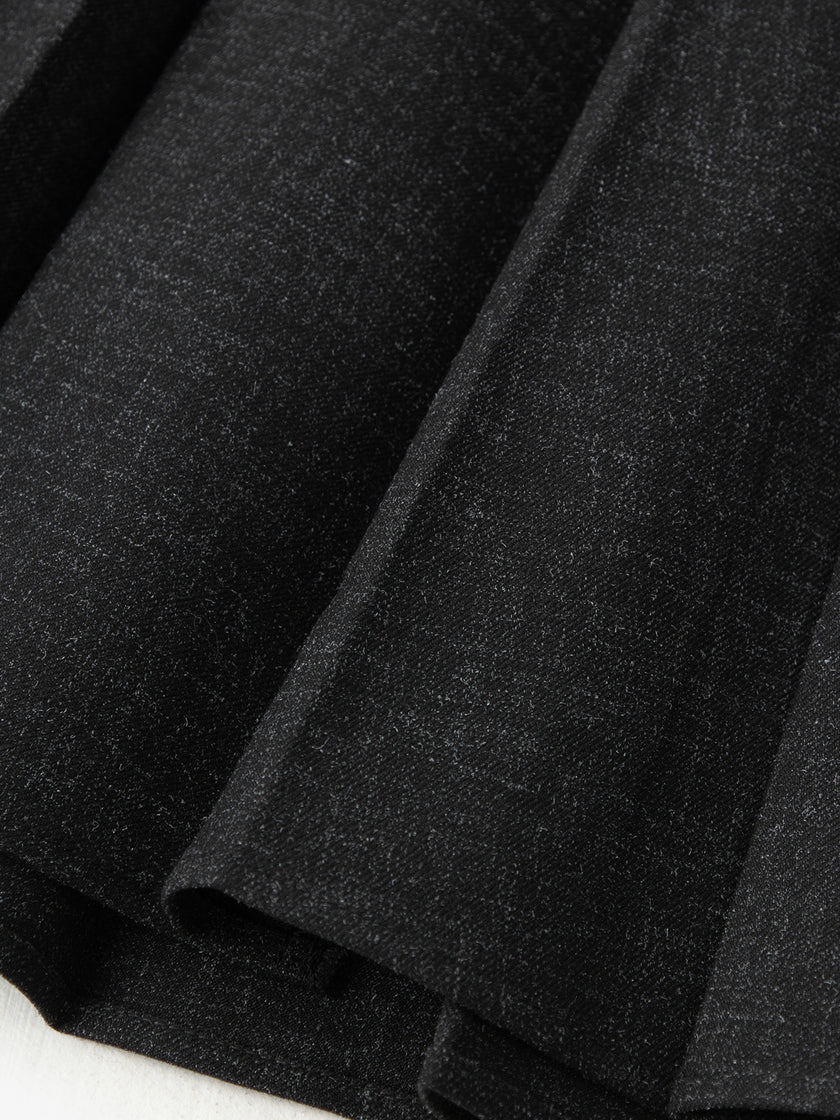 Black pleated long skirt