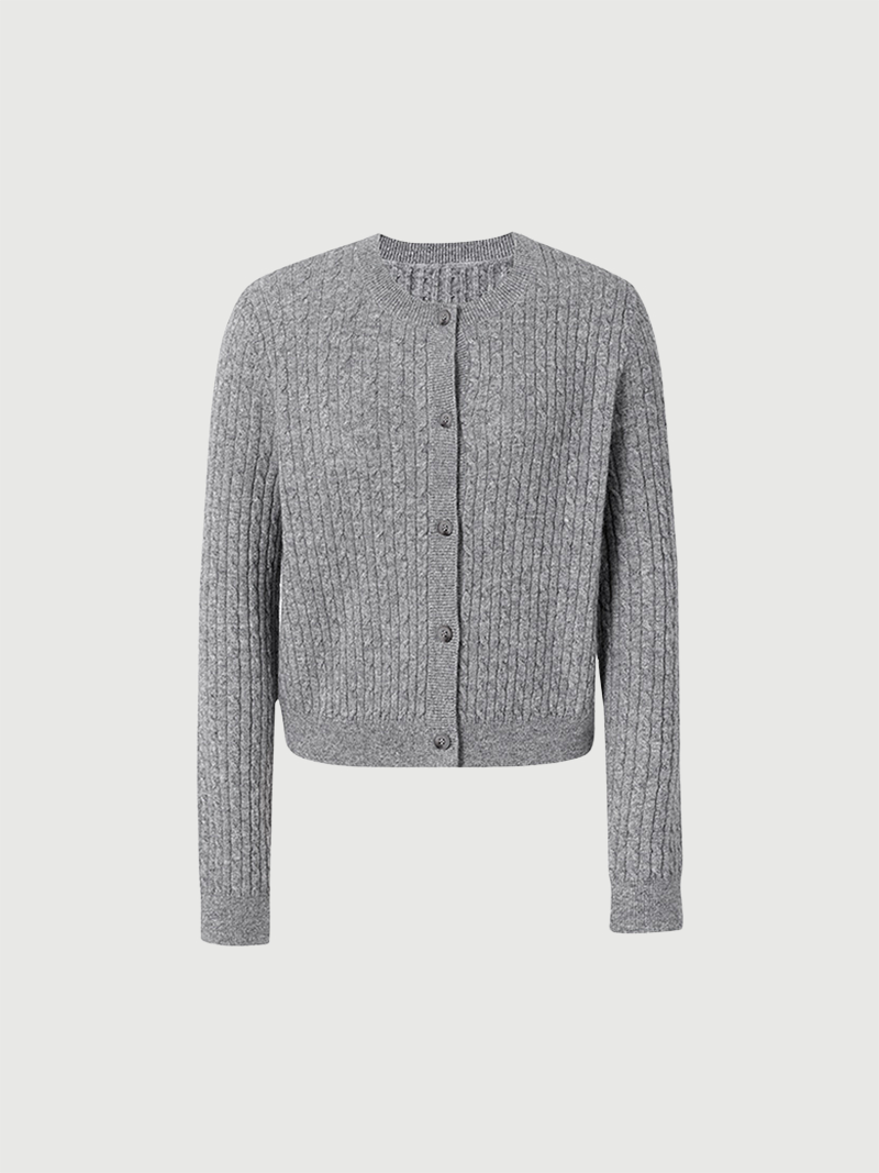Classic gray ribbed cashmere sweater with a loose fit