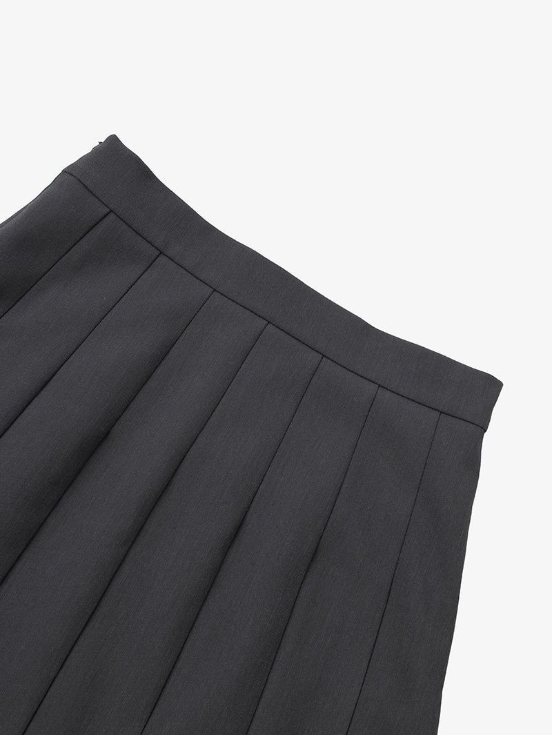 Dark gray winter pleated skirt