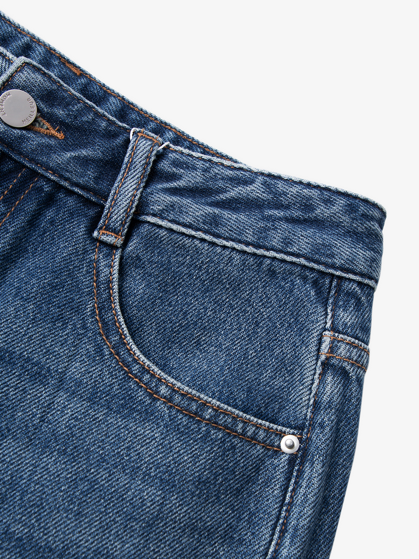 Dark blue jeans