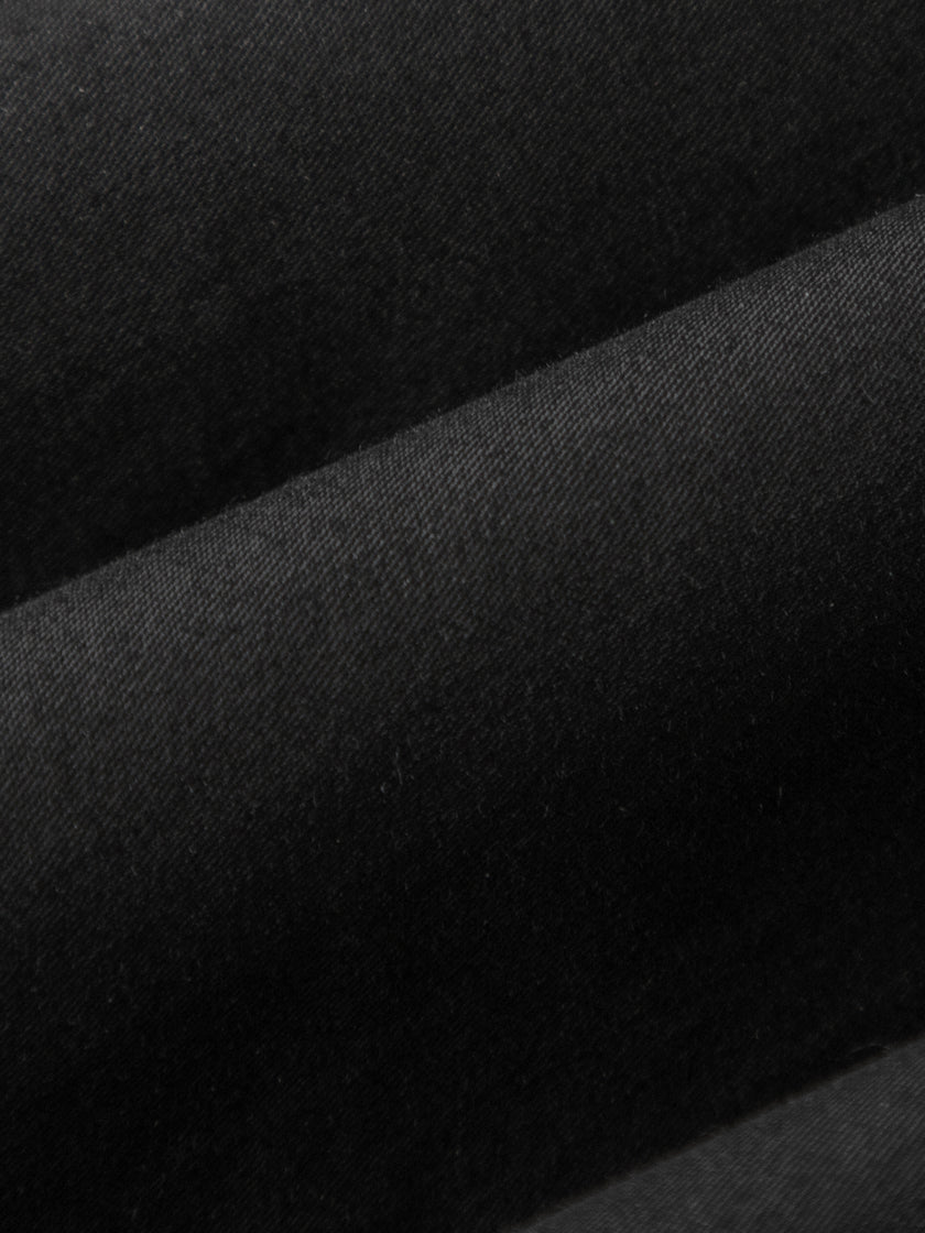 Black sleeveless slim fit dress