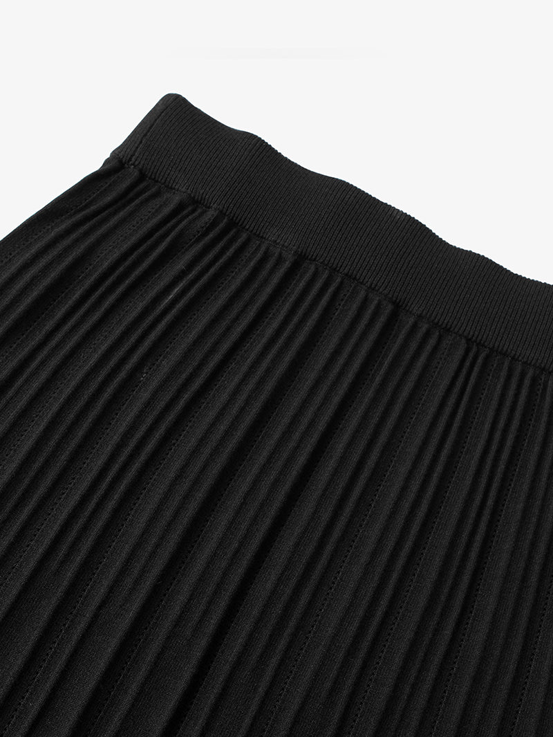 Black straight slit skirt