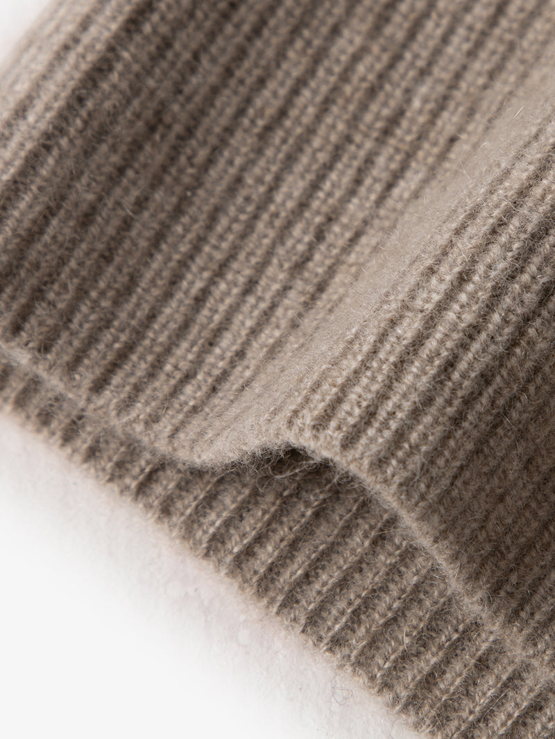 Brown knitted straight skirt