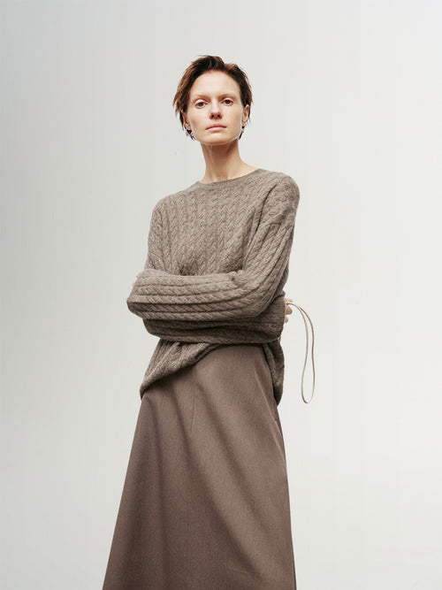 Load image 1 in gallery view. Brown knitted cashmere sweater