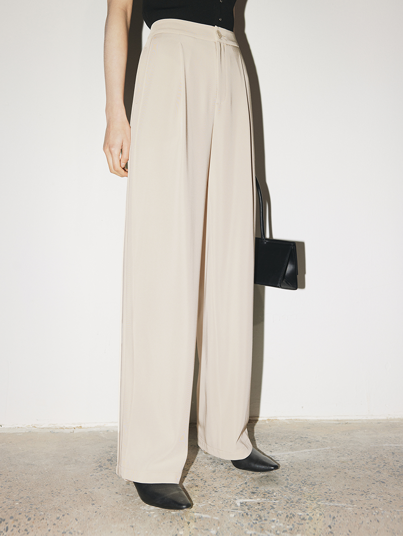 Women's Beige Straight Fit Lightweight Trousers