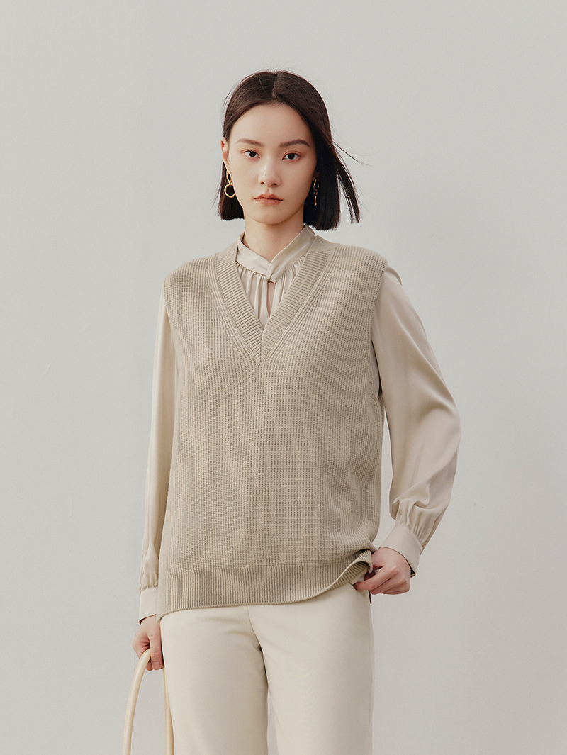 Women's Light Khaki V Neck Knit Vest