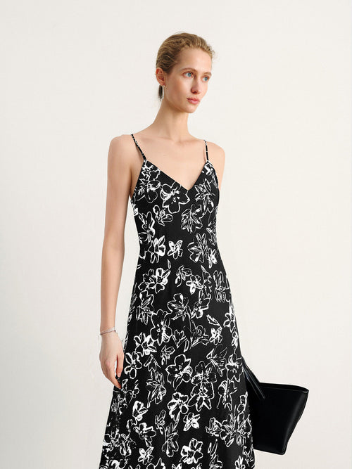 Load image 1 in gallery view. Floral dress