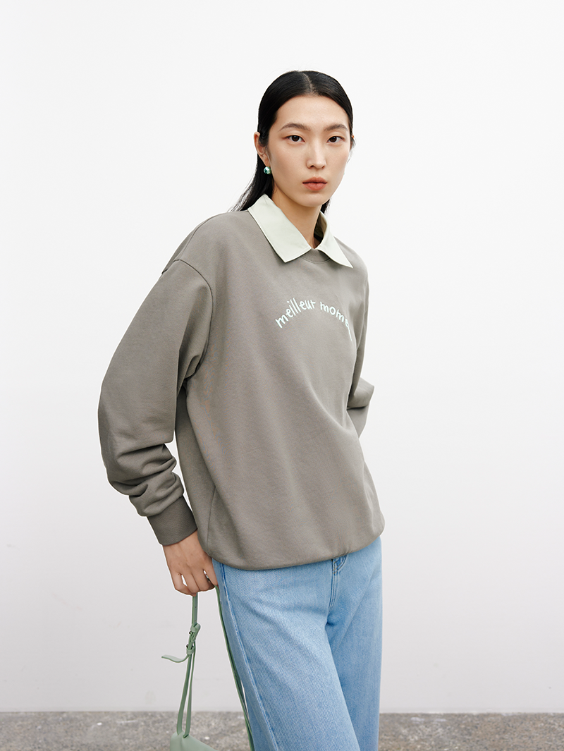 Women's Light Gray Round Neck Long Sleeves 100% Cotton Hoodie