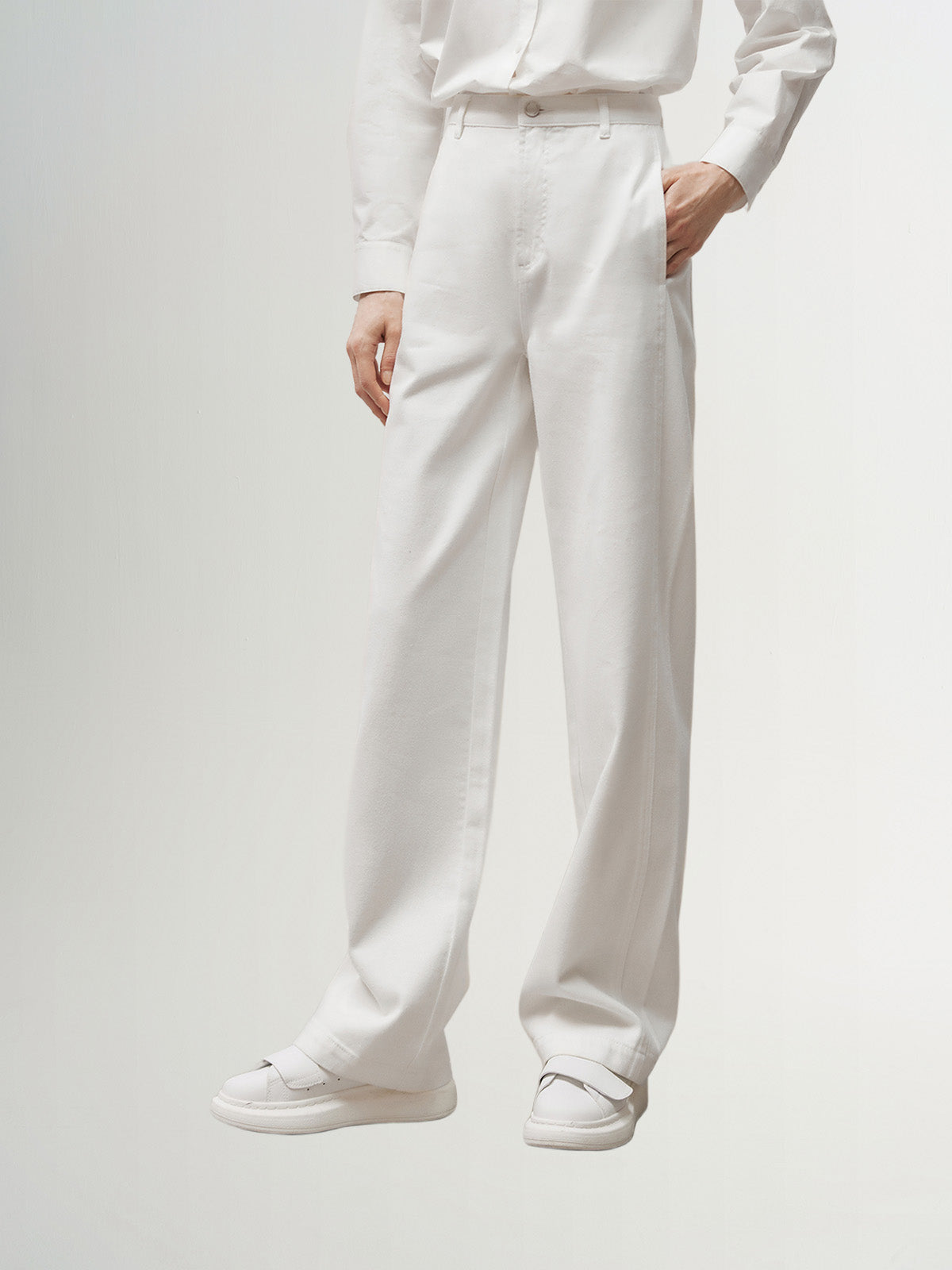 White wide pants