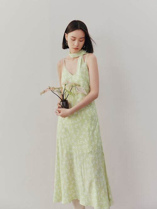Load image 1 in gallery view. Women's Green FloralV Neck Slip Dress