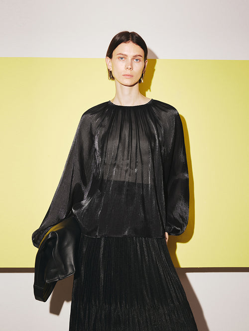 Load image 1 in gallery view. Black blouse