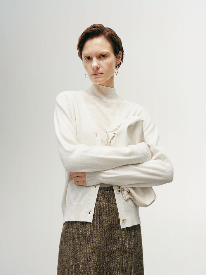 White velvet cashmere cardigan