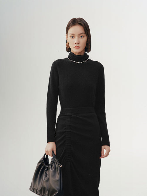 Load image 1 in gallery view. Black cashmere turtleneck sweater