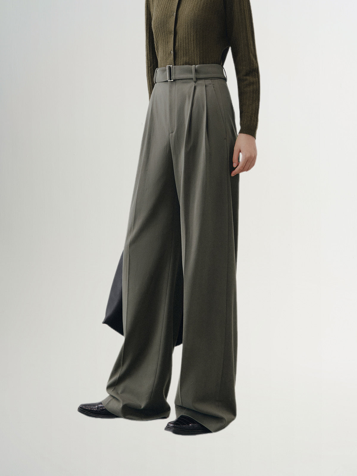 Women's Gray Wide Leg Belted Winter Trousers