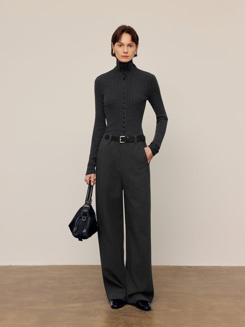 Charger l'image 1 dans la galerie. Fitted Pure Wool Ribbed Sweater