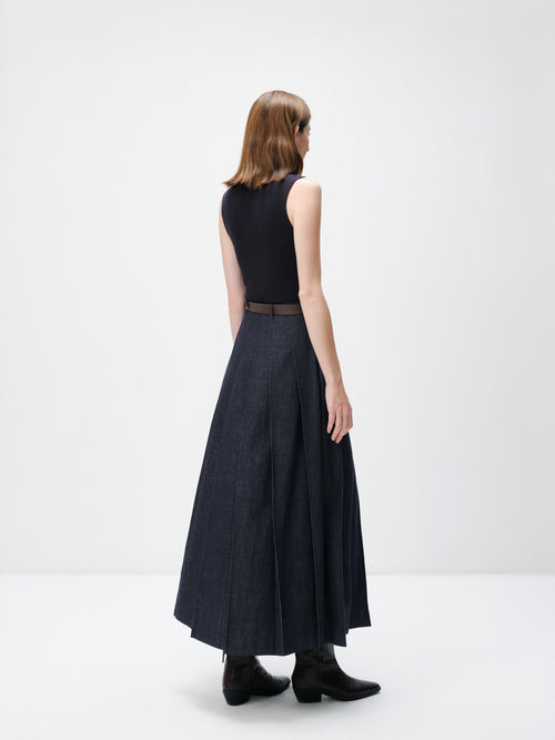 Carica immagine 1 in visualizzazione galleria. Mock-Neck Belted Denim Maxi Dress