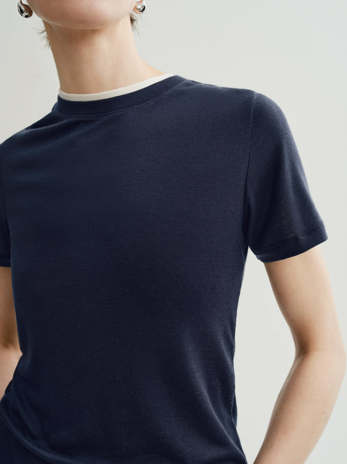 Carica immagine 1 in visualizzazione galleria. Slim-Fit Structured Shoulder Crewneck Short-Sleeve Top