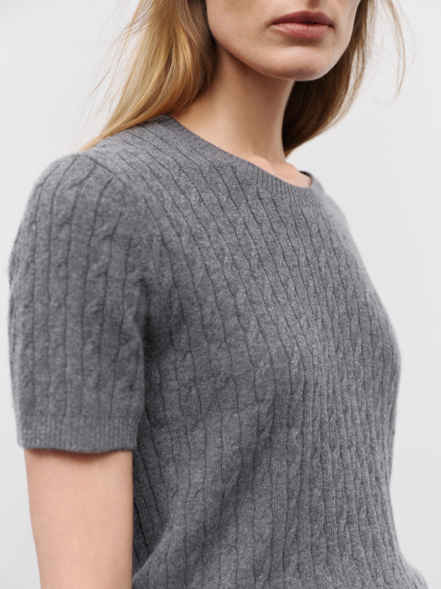 Crew Neck Short Sleeve Knit Sweater
