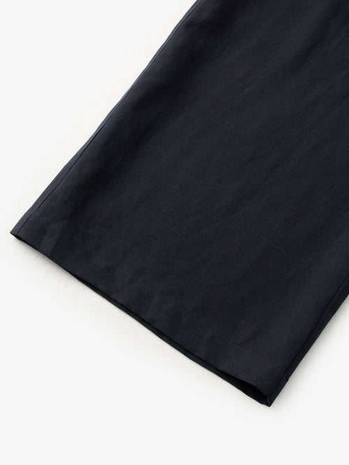Charger l'image 1 dans la galerie. Belted Lyocell-Linen Pleated Pants