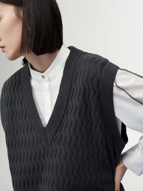Load image 1 in gallery view. Dark gray V-neck knitted vest