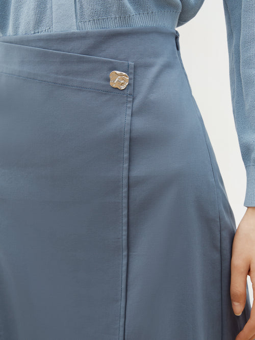 Load image 1 in gallery view. Blue mid-length straight skirt