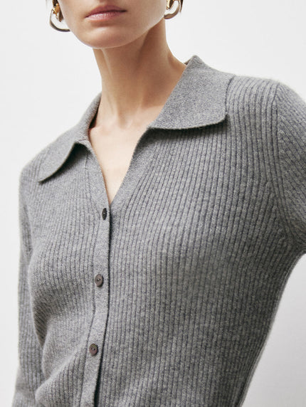 Pull en cachemire gris à col polo et manches longues