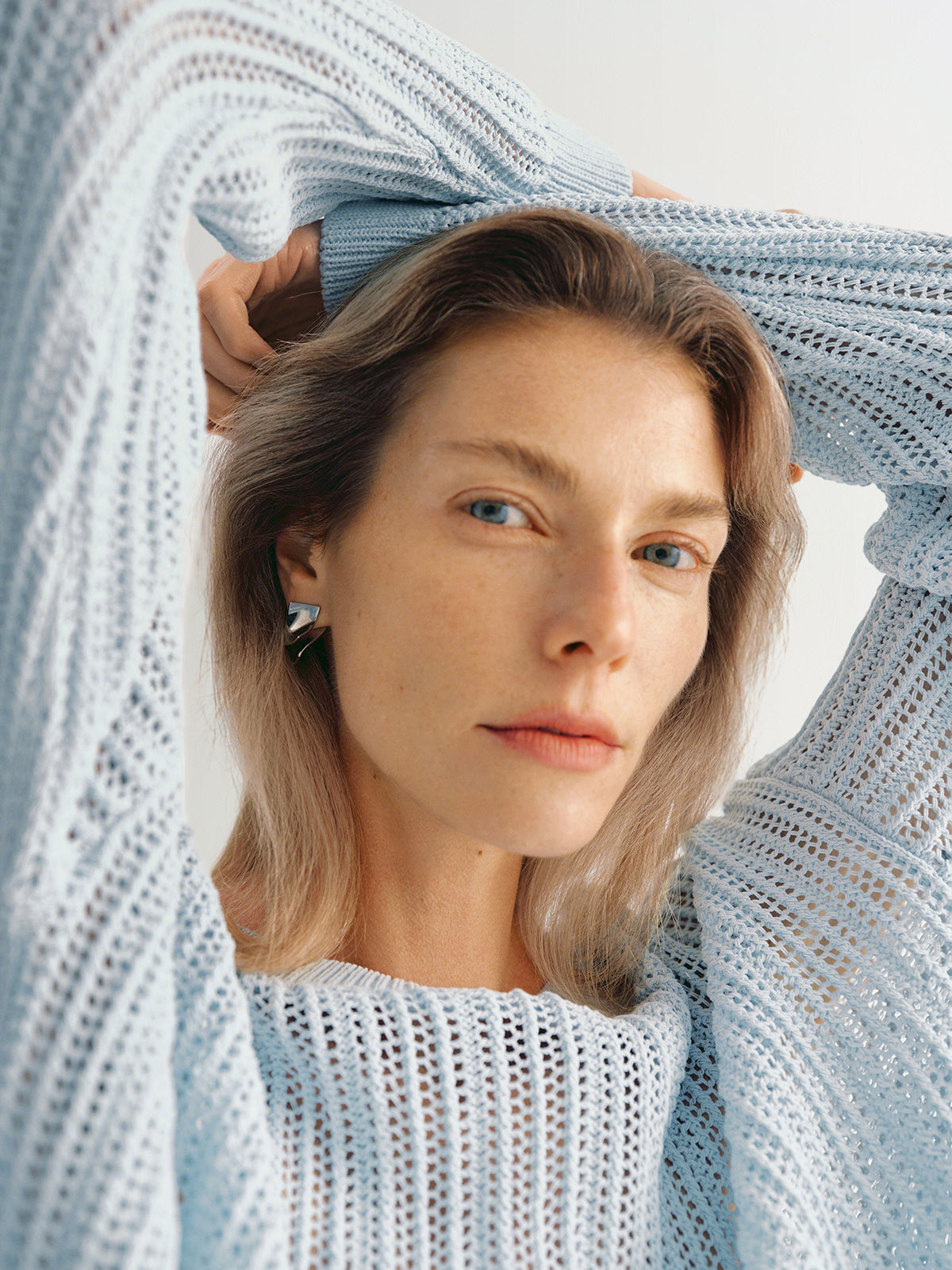 Light mountain blue long sleeve crew neck sweater