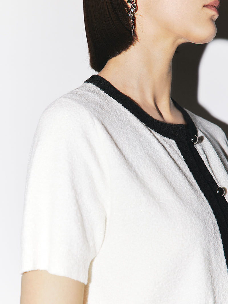 Women's White and Black  Round Neck Short Sleeves Knit Top