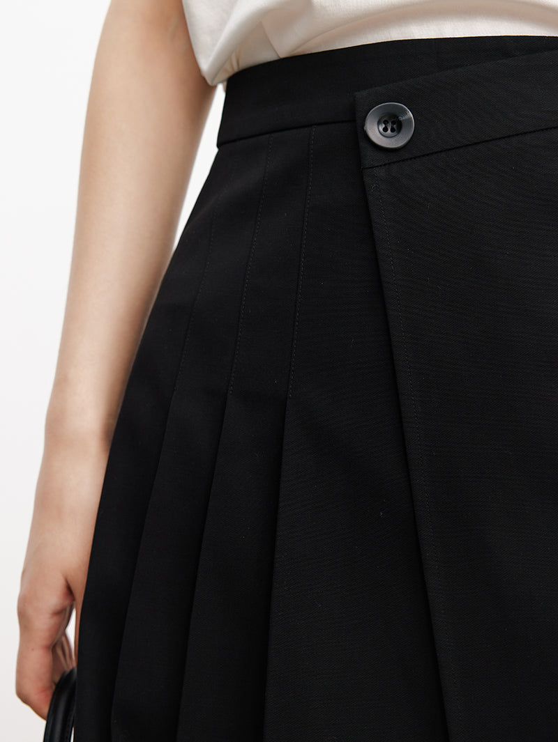 Women's Black One Button Cotton Short Skirt