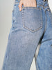 Jean denim bleu clair coupe droite