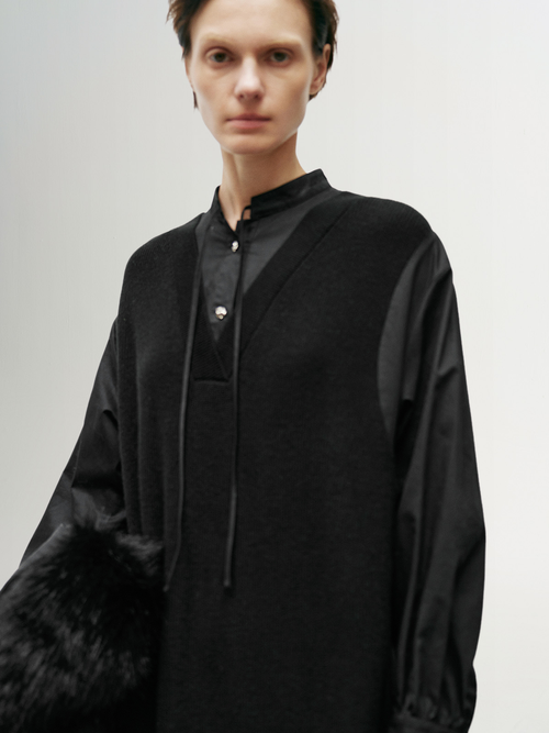 Load image 1 in gallery view. Black dress with classic collar