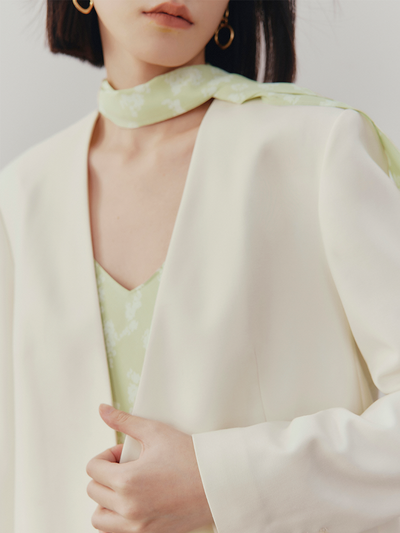 Women's Spring Original White V Neck Belted Blazer