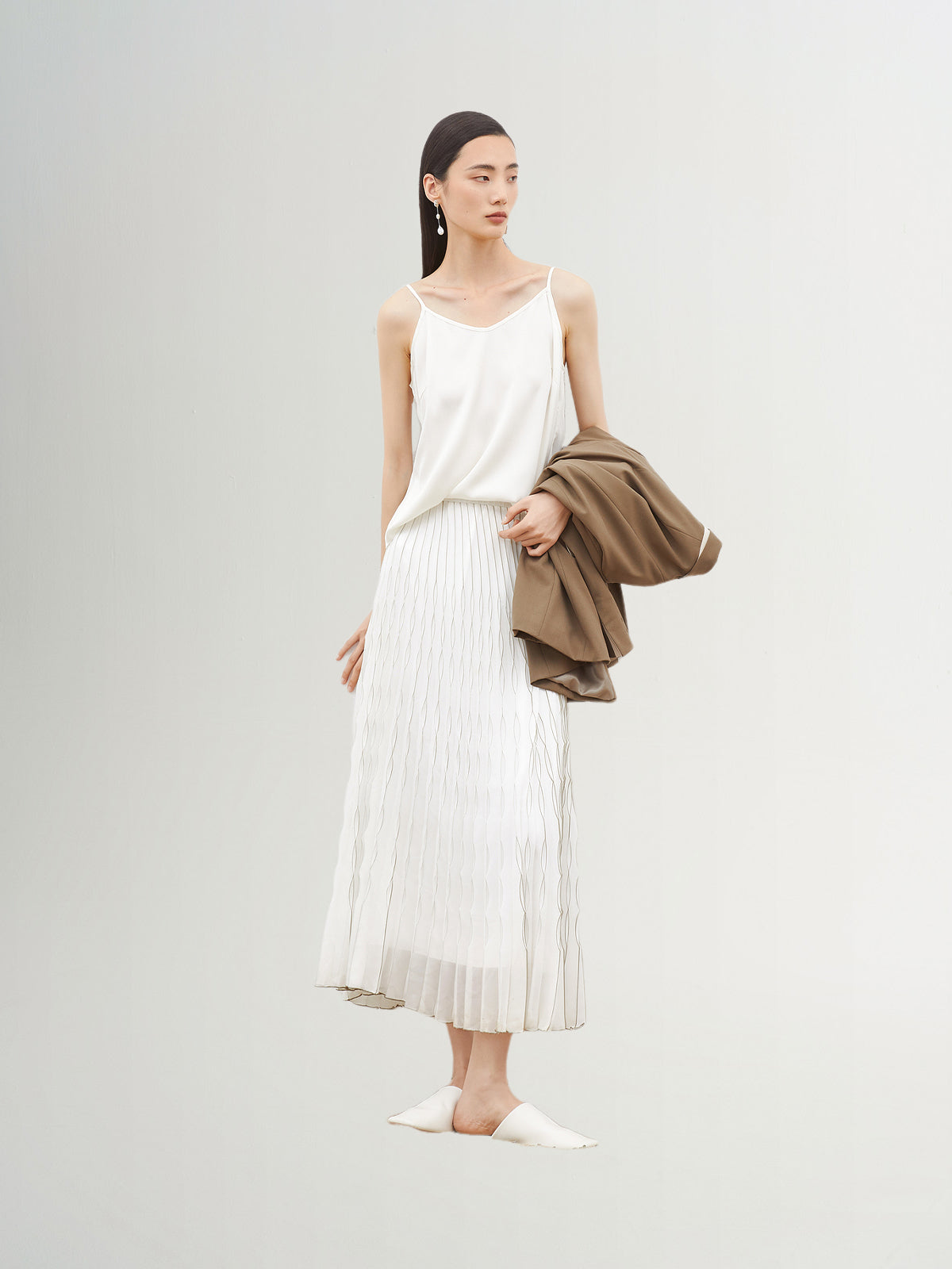 Sleeveless silk top, white, summer