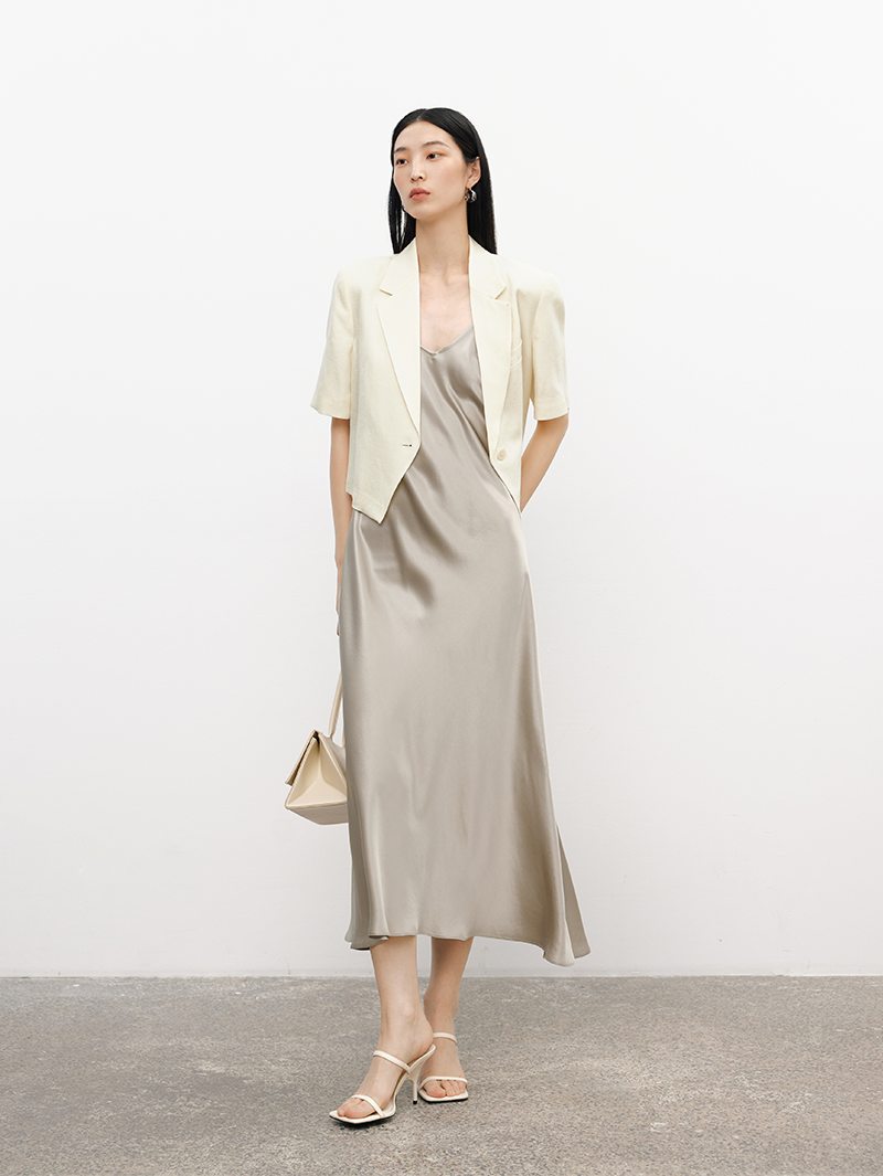 Women's Summer Off-White Notch Lapel Stable Short Sleeves Short Blazer